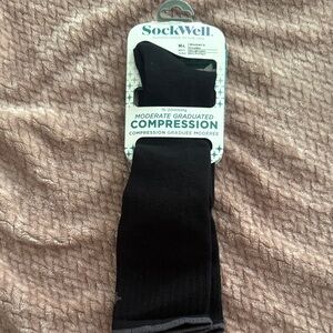 Sockwell Women's Black Moderate Graduated Compression Dress Socks